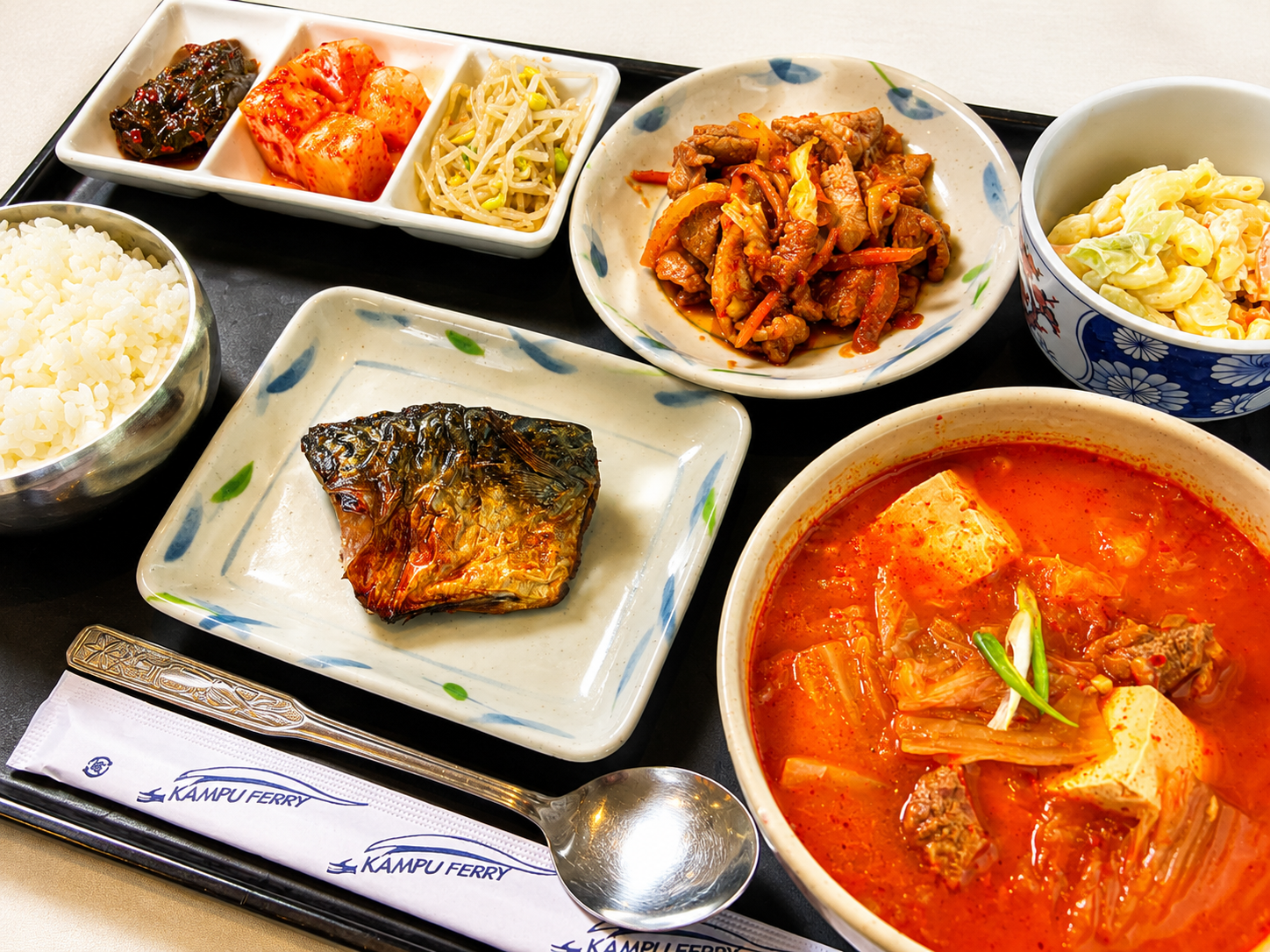キムチチゲ定食