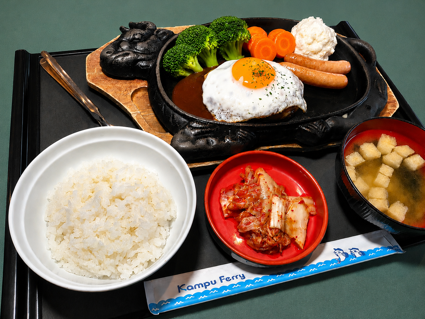 鉄板ハンバーグ定食